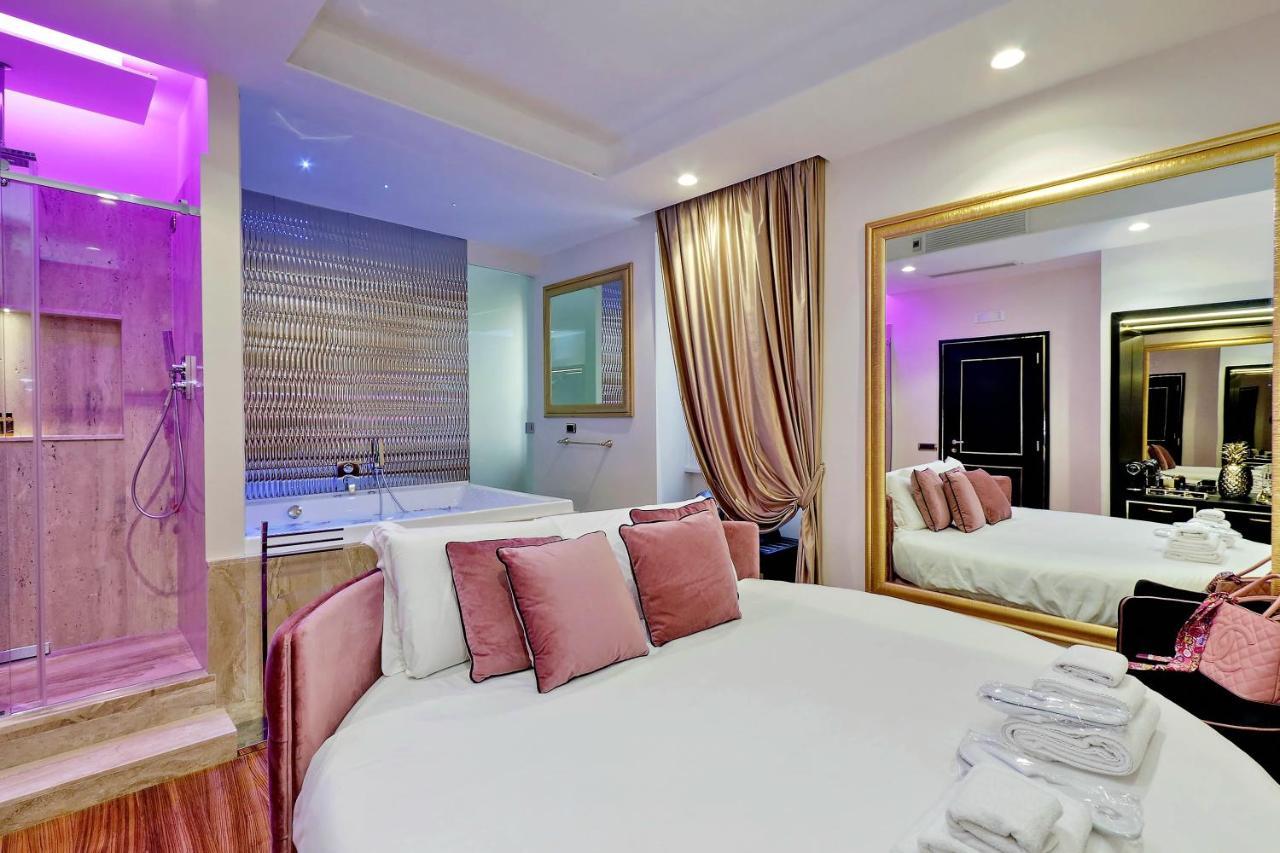 Spanish Hills Collection Luxury Suites & Jacuzzi Рим Екстер'єр фото