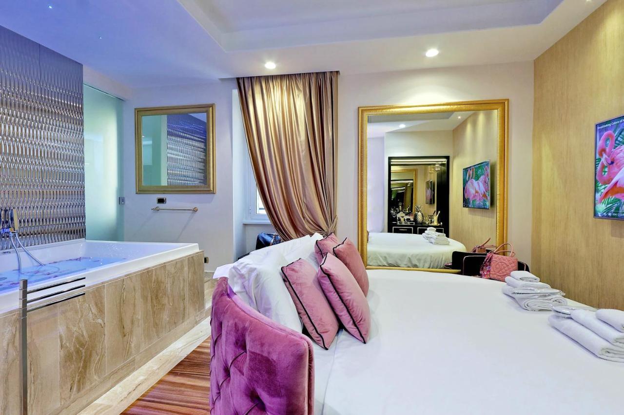 Spanish Hills Collection Luxury Suites & Jacuzzi Рим Екстер'єр фото
