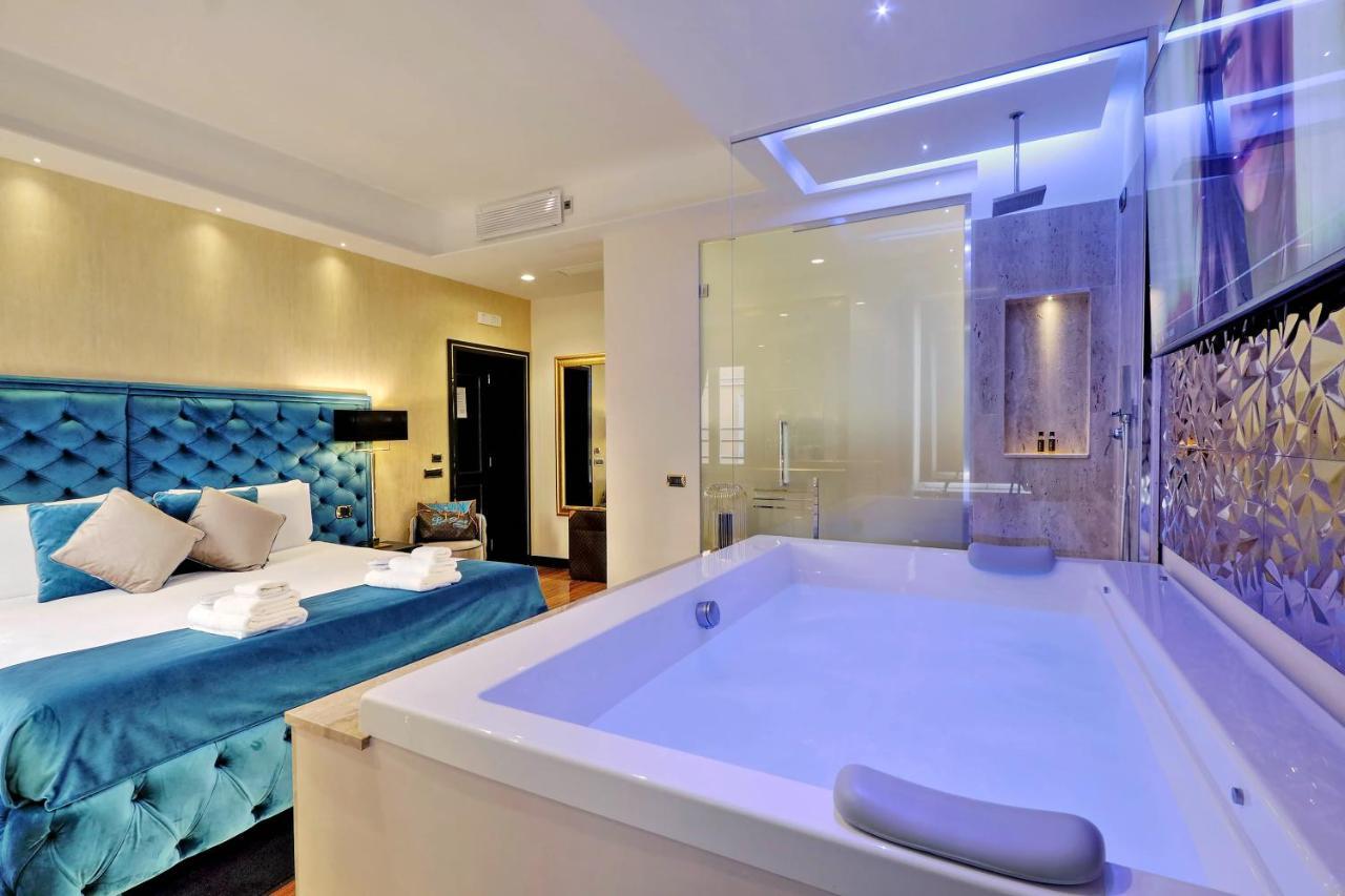 Spanish Hills Collection Luxury Suites & Jacuzzi Рим Екстер'єр фото