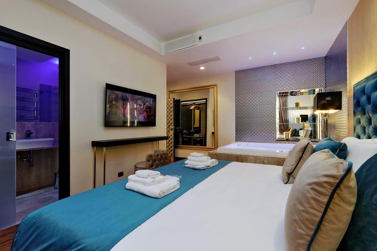 Spanish Hills Collection Luxury Suites & Jacuzzi Рим Екстер'єр фото