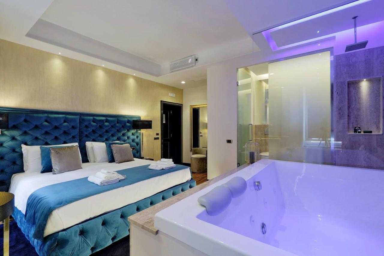 Spanish Hills Collection Luxury Suites & Jacuzzi Рим Екстер'єр фото